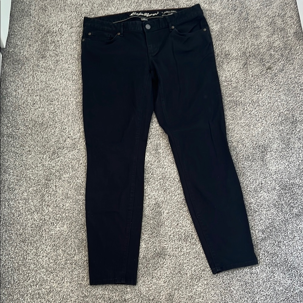 Eddie Bauer Black Slightly Curvy Skinny Leg Jeans Size 10